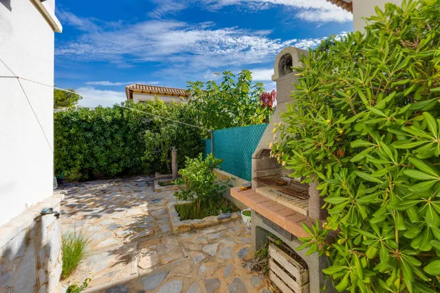 Precio bungalow con jardin y piscina comunitaria en urbanizacion lago jardin ii (los balcones) Torrevieja — 16