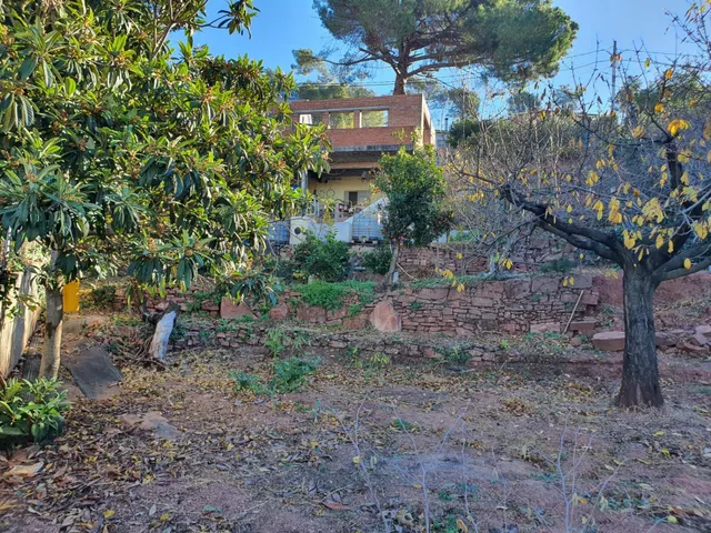 TERRENO URBANO EN VENTA EN URB CAN TAIO DE 1.048 M2 — 27