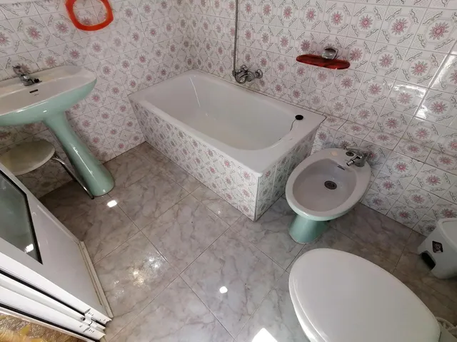 Casa en Alquiler con Patio y 3 Dormitorios — 23