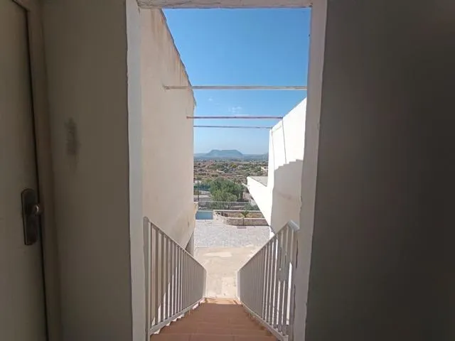 AMPLIO CHALET CON PARCELA EN SAN VICENTE — 20