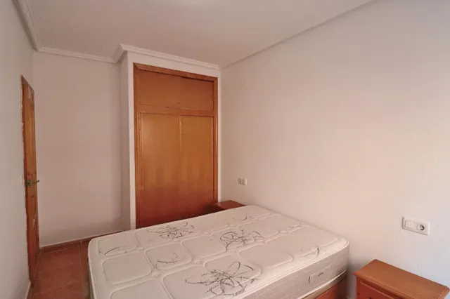 Piso 2 habitaciones 59m² en venta - MERCADONA — 23