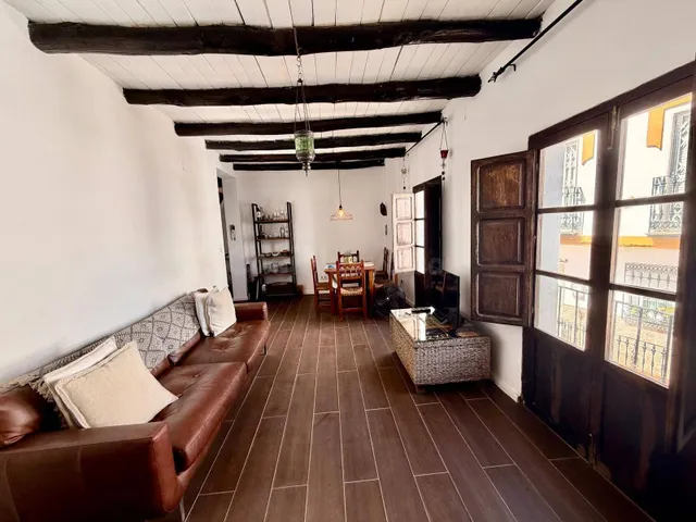 Encantadora Casa Reformada en el Corazón del Casco Histórico de Salobreña — 4
