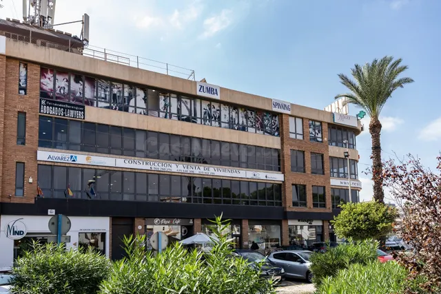 Alquiler de local comercial de 50 m2 en el Edificio Orihuela - foto 4
