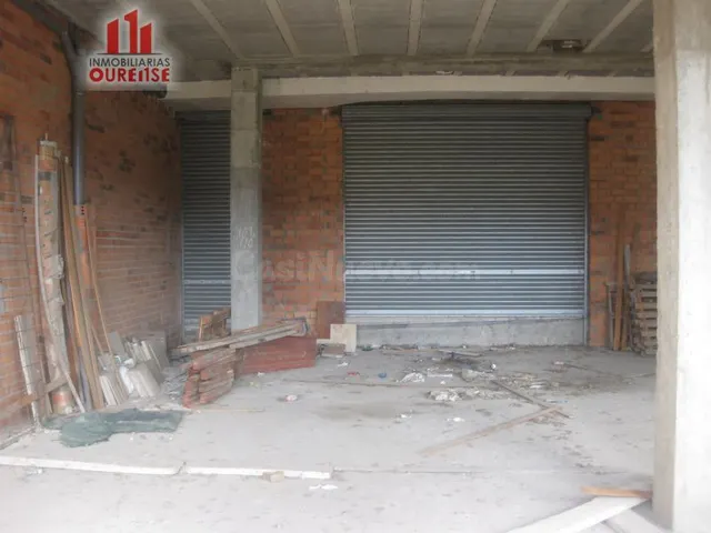 LOCAL DE OBRA EN LA ZONA DEL PUENTE — 5