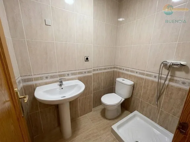Triplex en bahia con amplias terrazas y plaza de parking — 29