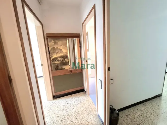 ¡¡un piso con muchísimo potencial y gran luminosidad en el barrio de marianao!! — 7