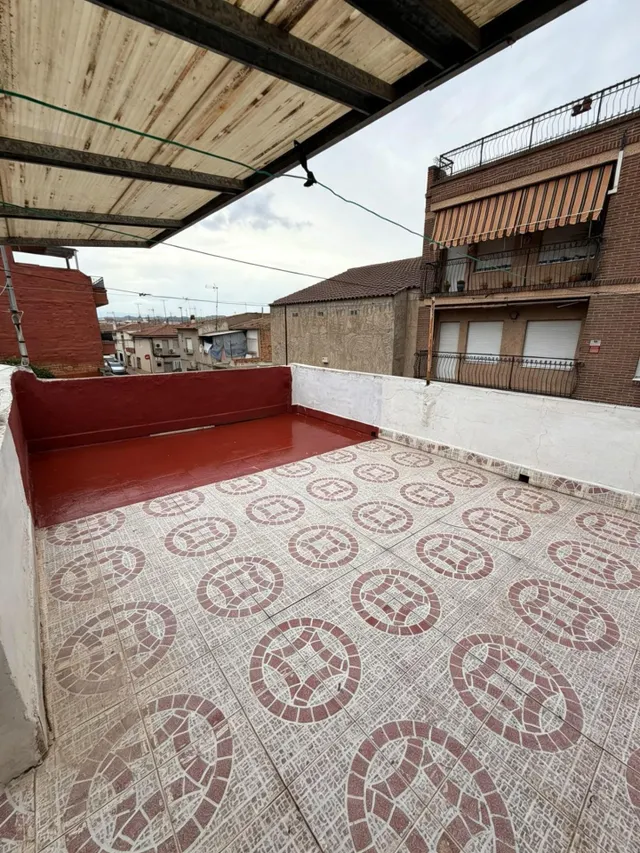 Casa 4 habitaciones 127m² en venta - Camino de los romanos — 35