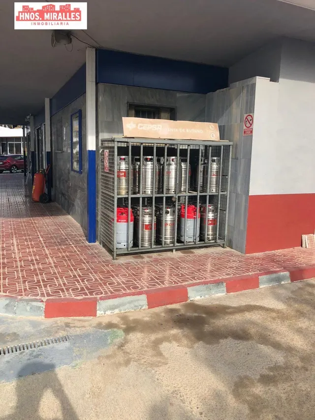 GASOLINERA CON PARCELA, CASA RESTAURANTE EN MONFORTE DEL CID - foto 5
