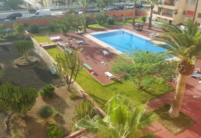 Los cristianos Piso 1 habitación a 200 metros del mar en urb