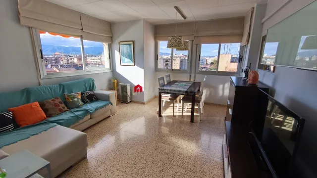 Se vende piso de 4 habitaciones en Tortosa, Sant Llatzer. - foto 2