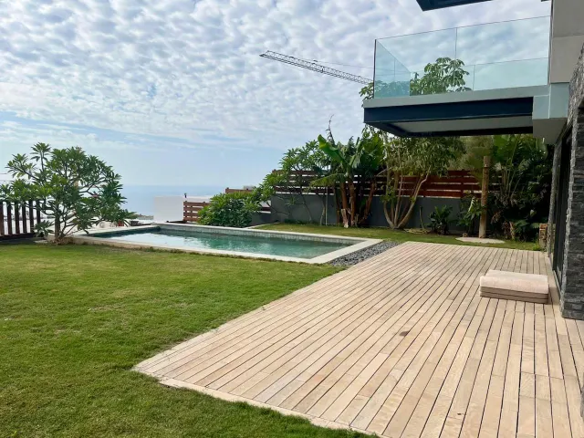 VENDEMOS UNA ELEGANTE Y MODERNA VILLA CON IMPRESIONANTES VISTAS AL MAR!! — 23