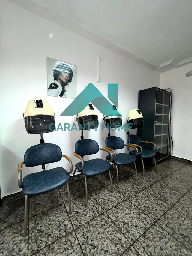 ¡LOCAL COMERCIAL EN LA MADRILA – PLAZA DE BRUSELAS, CÁCERES! - foto 3
