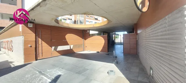 Apartamento amueblado en zona Campus de la Salud, urbanización privada — 33