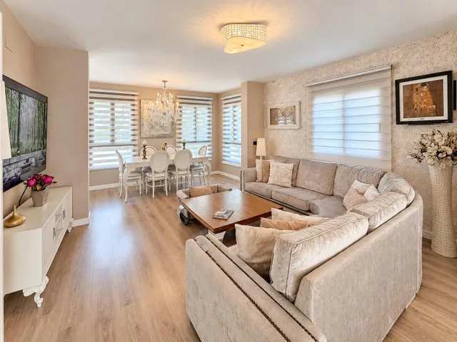 ESPECTACULAR VIVIENDA REFORMADA CON PISCINA, BODEGA, GIMNASIO Y UNA EXCEPCIONAL PRIVACIDAD — 22