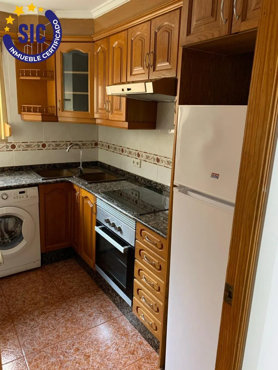 SE VENDE PISO CON INQUILINO DENTRO HASTA EL 2027