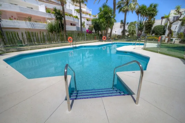 Apartamento 2 habitaciones 130m² en venta - Aloha — 25