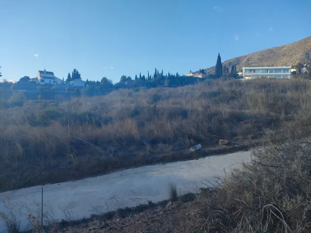 VIVIR EN LA NATURALEZA CON TODOS LOS SERVICIOS A MENOS DE 5 KM — 3