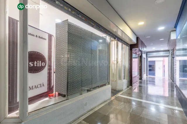 Local comercial 106m² en venta - Centro - foto 3