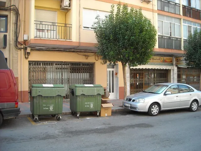 Local comercial — 4