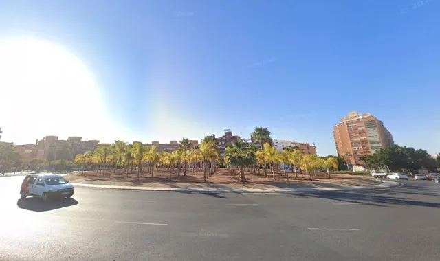 Local comercial 240m² en venta - Los Ángeles - Cruz de Carav - foto 3