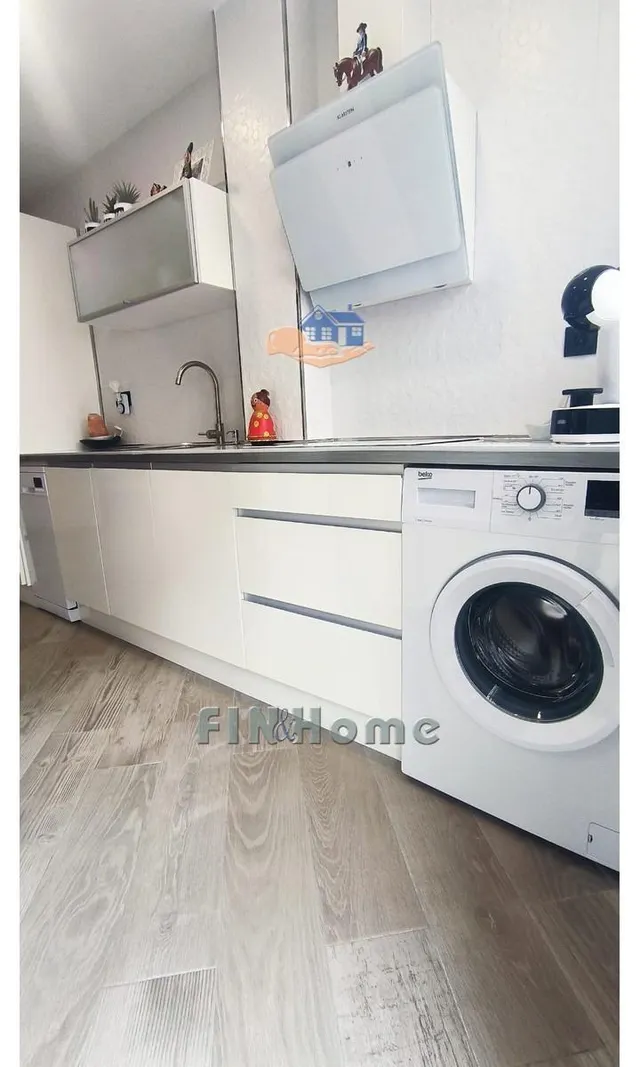 Venta Triana amueblado y equipado para entrar. — 24