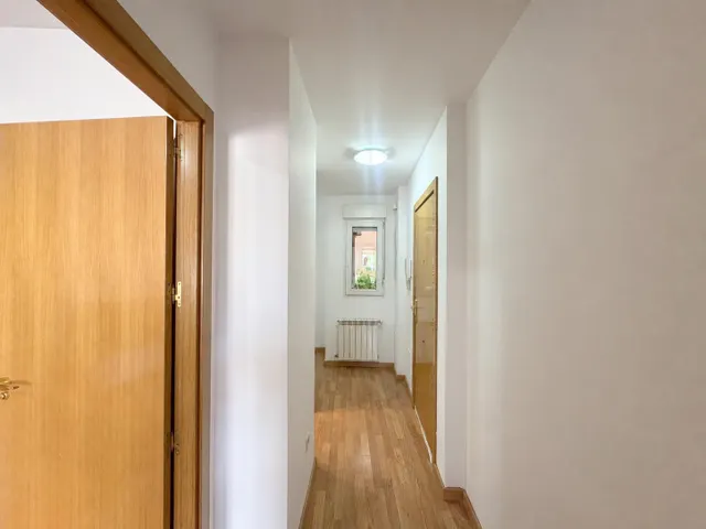 Piso en planta baja de primera transmisión, luminoso y con 3 habitaciones — 11