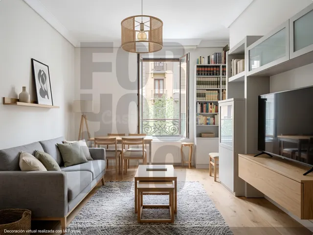 Casi 100 m2 y cuatro habitaciones en los primeros números de - foto 3