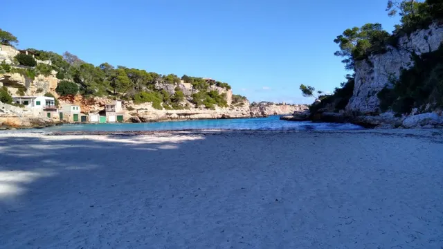 Solar 200m² en venta - Cala Llombards