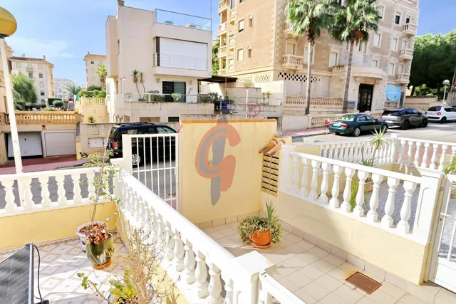 ¡Apartamento en planta baja con gran terraza en Guardamar del Segura! — 10