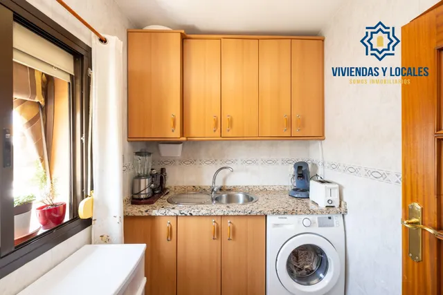 ESTUPENDO PISO EN ZONA VERGELES-ZAIDIN. — 14