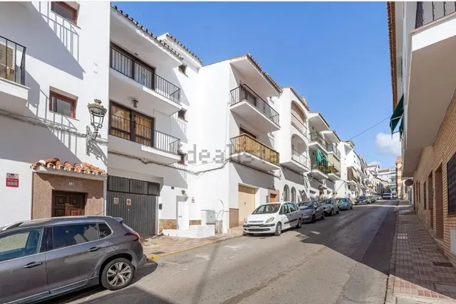 CHALET EN CENTRO ESTEPONA DE 4 habitaciones — 33