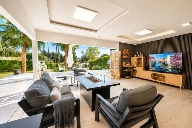 Villa 8 habitaciones 770m² en alquiler - Paraiso-Barronal