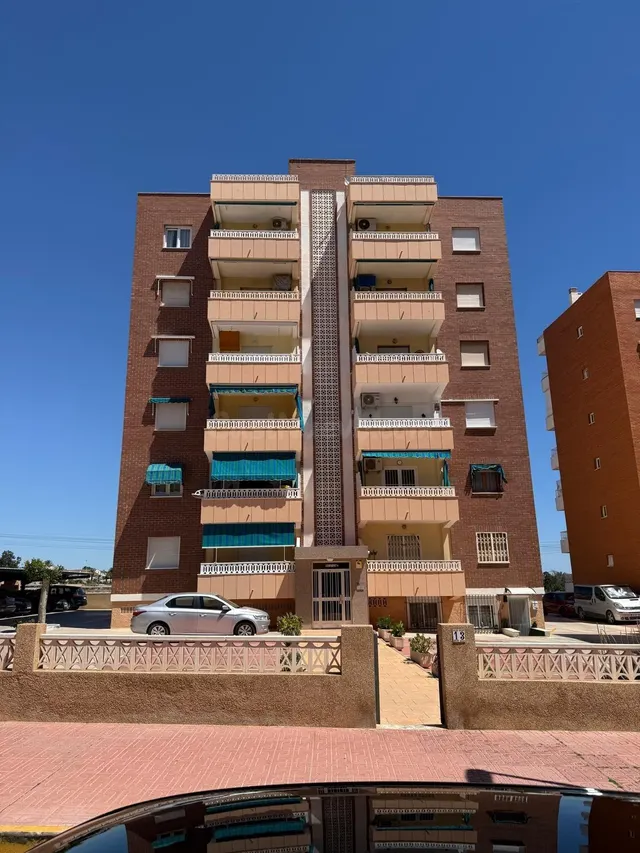 ✨ PISO RECIÉN REFORMADO CON PISCINA Y PARKING A 600 METROS D - foto 4