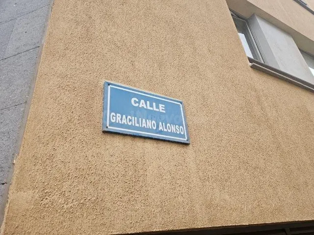 SE VENDE piso OKUPA en C Salvador Cuyas de Santa Lucía de - foto 2