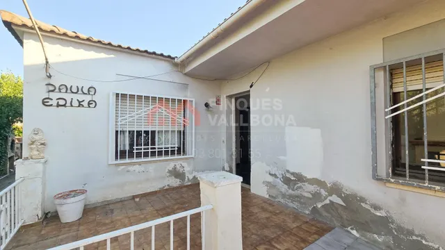 CASA CON TERRENO PARA REFORMAR EN LA TORRE DE CLARAMUNT – - foto 2
