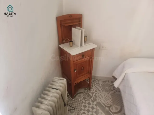 ¡Mucho más que una casa! Espacio, garaje y patio por menos d - foto 3