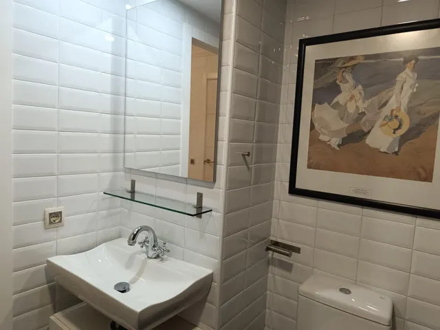 Exterior de 3 dormitorios 2 baños mas aseo de cortesia, para entrar a vivir, buena finca, portero fisico y de fin de semana, zonas comunes ajardinadas y deportivas, excelente zona y muy bien comun — 30