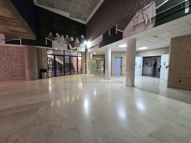 Local comercial 31m² en alquiler - Ciutat Universitaria - Un - foto 2