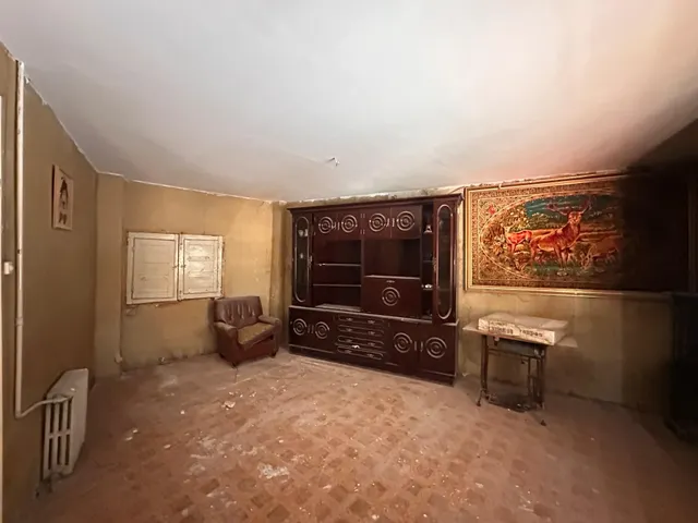 CASA PARA REFORMAR CON TERRENO PRÓXIMO - SAN LORENZO — 6