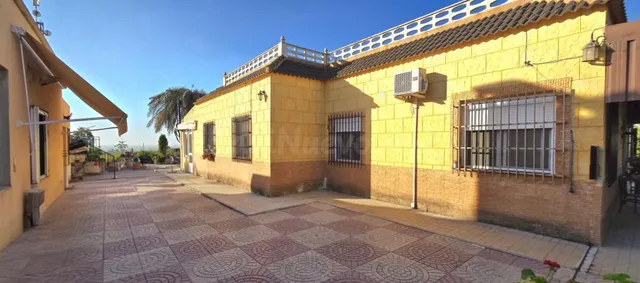 VENTA DE CASA DE CAMPO CON PISCINA Y CASA DE INVITADOS - foto 4
