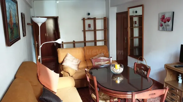 Macarena. Excelente vivienda de 3 dormitorios para ESTUDIANT - foto 2