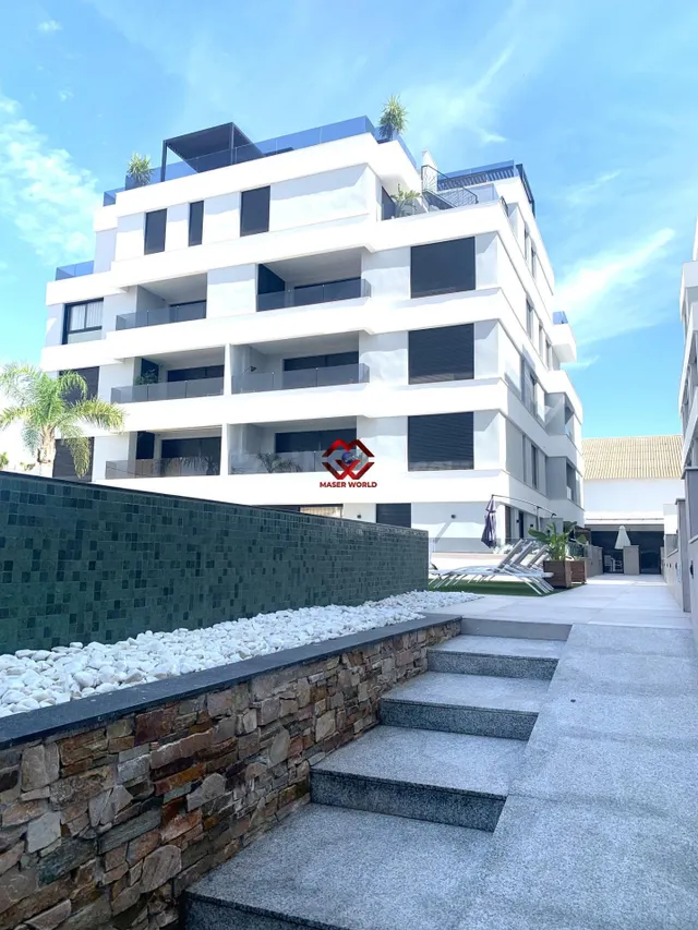 Apartamento en venta en el centro de San Pedro del Pinatar - foto 2