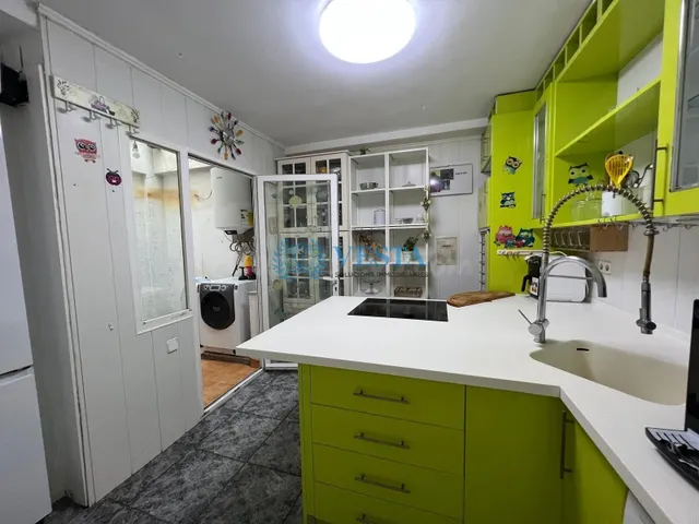 habitaciones EN ALQUILER PARA ESTUDIANTES EN EL CENTRO DE RE - foto 4