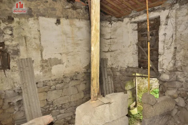 CASA PARA REAHABILITAR EN LA ZONA DE REQUEIXO DE CANDEDO — 12