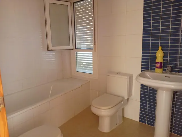 Amplio Piso de 2 habitaciones en el Corazón de Vera — 17
