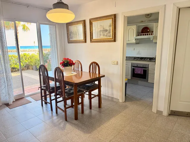 Exclusiva Casa en Primera Línea del Mar — 30