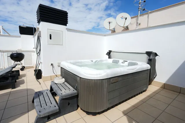 Apartamento 2 habitaciones 71m² en venta - Villamartin — 29