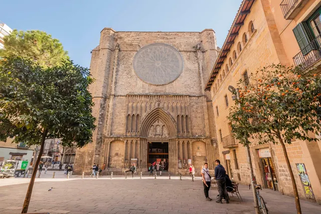 EXCLUSIVA OFICINA DE DISEÑO DE 226 M2 EN EL CORAZÓN DEL BARRIO GÒTIC — 38