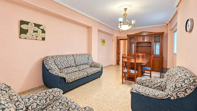 Piso de 4 habitaciones, 2º piso con ascensor junto al Gran P - foto 3