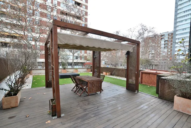 Se alquila piso de 2 dormitorios con increible terraza de 100m2 — 32